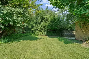 1609 Glastonbury Rd, Ann Arbor, MI 48103 - Photo 29