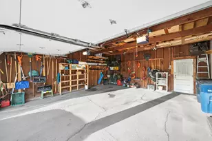 1609 Glastonbury Rd, Ann Arbor, MI 48103 - Photo 25