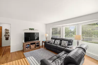 1609 Glastonbury Road, Ann Arbor, MI 48103 - Photo 5