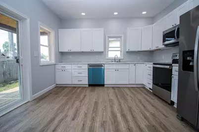 112 N Andrews Street, Three Rivers, MI 49093 - Photo 9