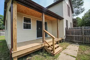 112 N Andrews St, Three Rivers, MI 49093 - Photo 3