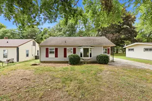 627 Clearview St, Kalamazoo, MI 49048 - Photo 1