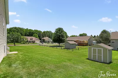 2510 Ridge Top Drive SW, Byron Center, MI 49315 - Photo 39