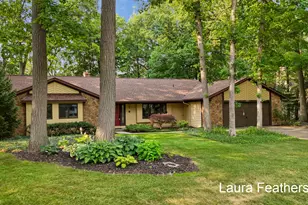 2091 Northridge Dr NE, Grand Rapids, MI 49525 - Photo 1