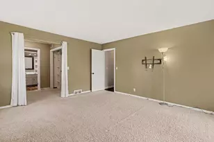 171 Sunnybrook Dr SW, Grandville, MI 49418 - Photo 19