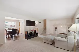 1076 Lancelot Dr, Muskegon, MI 49445 - Photo 17
