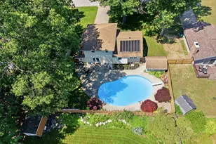 1076 Lancelot Dr, Muskegon, MI 49445 - Photo 39