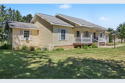 4067 W 48th Street, Fremont, MI 49412 - Photo 3