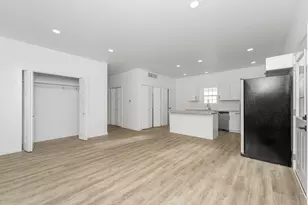 303 Middle St, Three Rivers, MI 49093 - Photo 3