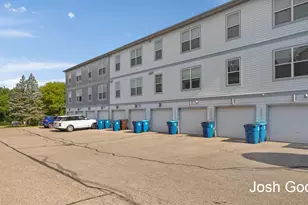 2106 Celadon Dr NE, Grand Rapids, MI 49525 - Photo 27