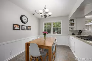 118 Lauderdale Ave NE, Grand Rapids, MI 49546 - Photo 7