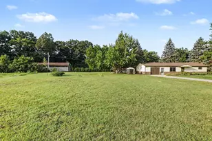 5385 St Joseph Ave, Stevensville, MI 49127 - Photo 5