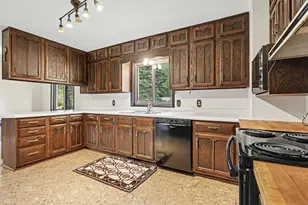 5385 St Joseph Ave, Stevensville, MI 49127 - Photo 11