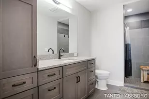 8930 N Clearwater Dr, Zeeland, MI 49464 - Photo 37