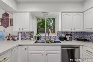 918 136th Ave, Holland, MI 49424 - Photo 25