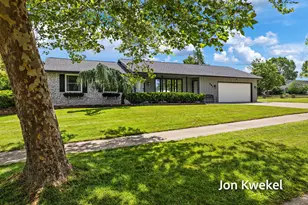281 Orlando Ave, Holland, MI 49423 - Photo 3