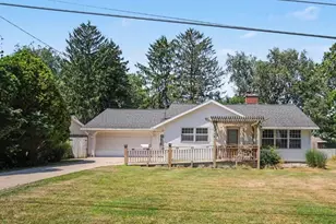 1017 Pearl St, Belding, MI 48809 - Photo 1