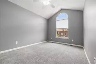 6304 Harlequin Ln, Ypsilanti, MI 48197 - Photo 15