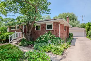 1712 Barrington Pl, Ann Arbor, MI 48103 - Photo 3