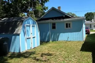 2203 Larue St, Muskegon, MI 49441 - Photo 5