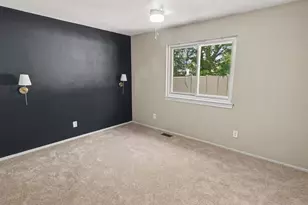 35304 Fairchild St, Westland, MI 48186 - Photo 13