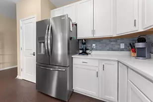 3772 Park Creek Ln, Canton, MI 48188 - Photo 21