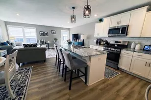 8903 Dalton Ln, Jenison, MI 49428 - Photo 7