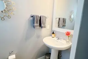 8903 Dalton Ln, Jenison, MI 49428 - Photo 19