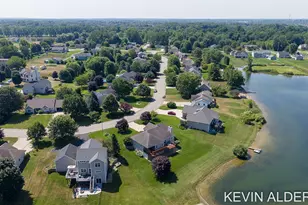 9325 Garden View Dr, Zeeland, MI 49464 - Photo 59