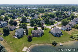 9325 Garden View Dr, Zeeland, MI 49464 - Photo 65