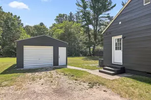 2304 Central Ave, Muskegon, MI 49445 - Photo 5