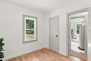 2304 Central Ave, Muskegon, MI 49445 - Photo 17