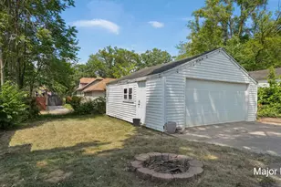 1229 Dickinson St SE, Grand Rapids, MI 49507 - Photo 33