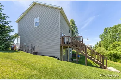 945 River Rock Drive NE, Comstock Park, MI 49321 - Photo 35