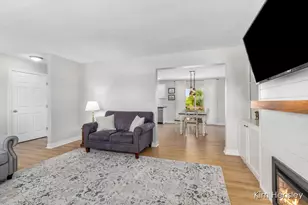 945 River Rock Dr NE, Comstock Park, MI 49321 - Photo 9
