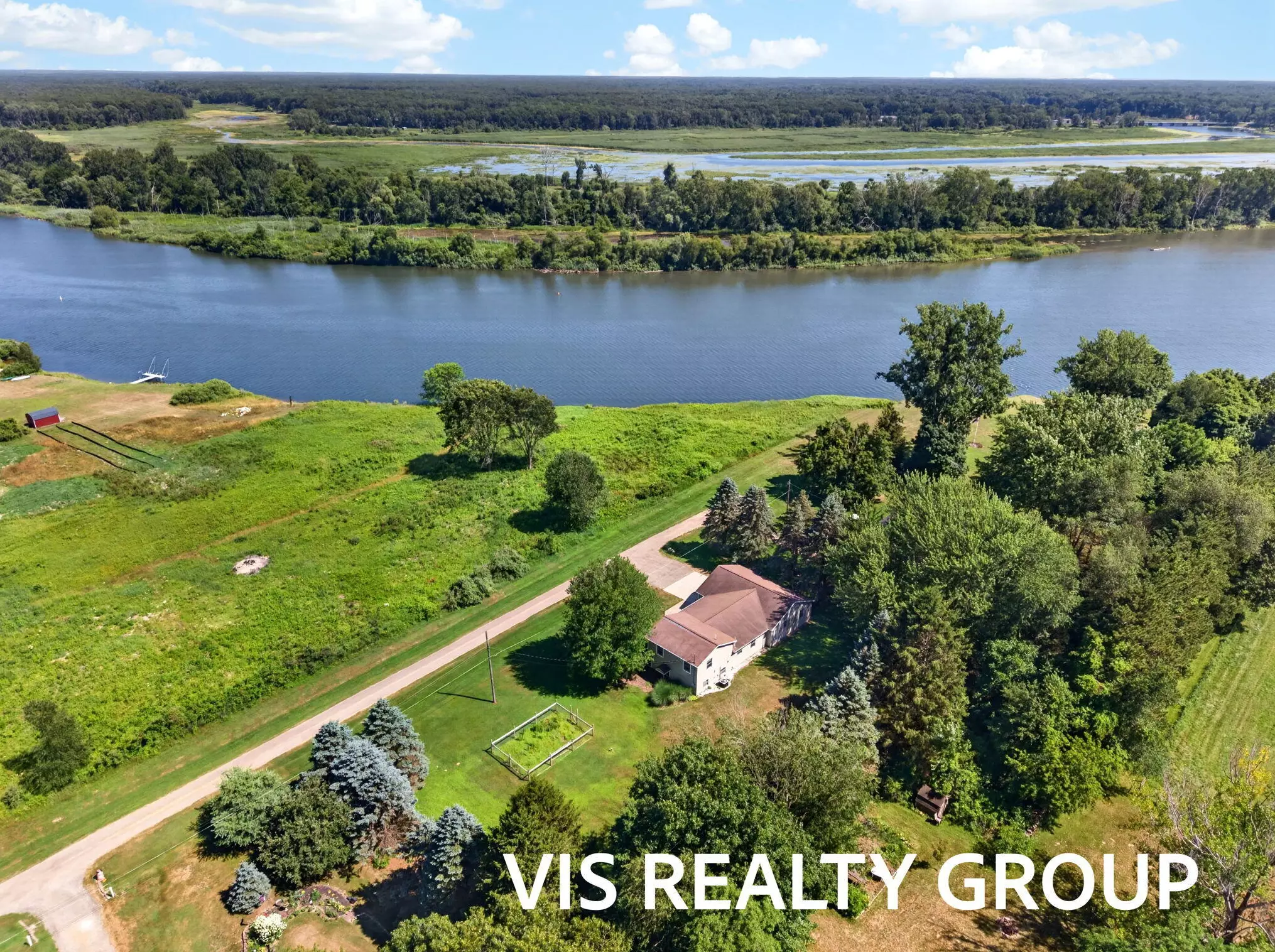 14943 Groenevelt Rd, Spring Lake, MI 49456 - MLS 26036610
