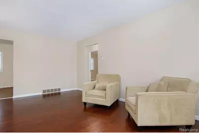 4839 Mansfield Avenue #G6, Royal Oak, MI 48073 - Photo 9