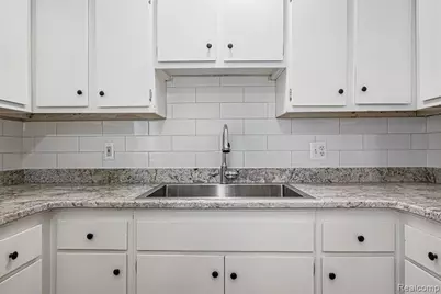 4839 Mansfield Avenue #G6, Royal Oak, MI 48073 - Photo 13