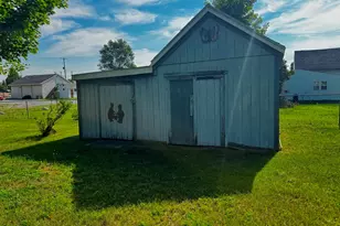 111 S Hemlock St, Evart, MI 49631 - Photo 13