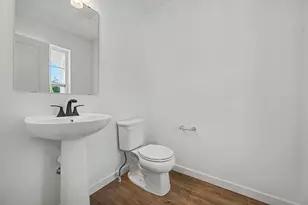 5714 Landrum Trl, Portage, MI 49024 - Photo 3