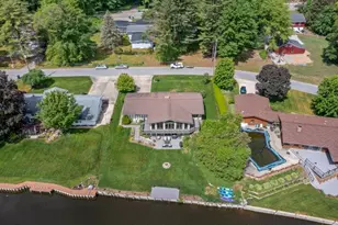 17882 Channel View Dr, Spring Lake, MI 49456 - Photo 11