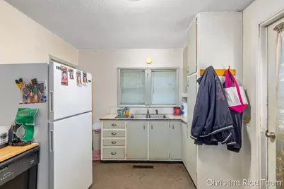115 E Congress Street, Belding, MI 48809 - Photo 27