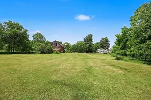 5901 Sharon Hollow Rd, Manchester, MI 48158 - Photo 5