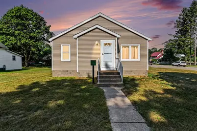509 N Delia Street, Ludington, MI 49431 - Photo 1