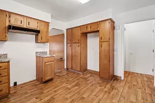 509 N Delia St, Ludington, MI 49431 - Photo 11