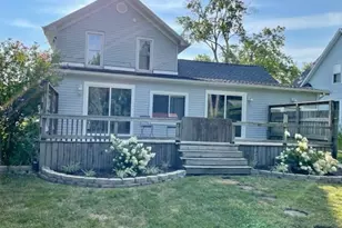 411 N Elm Street N, Three Oaks, MI 49128 - Photo 3