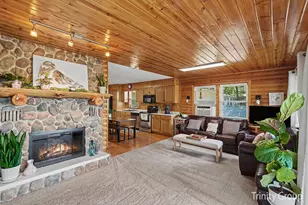 6712 E Carrigan Dr, Newaygo, MI 49337 - Photo 5