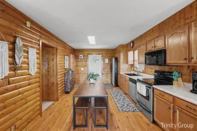 6712 E Carrigan Drive, Newaygo, MI 49337 - Photo 9
