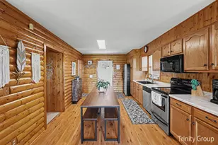 6712 E Carrigan Dr, Newaygo, MI 49337 - Photo 9