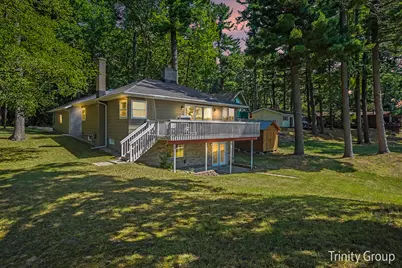 6712 E Carrigan Drive, Newaygo, MI 49337 - Photo 1